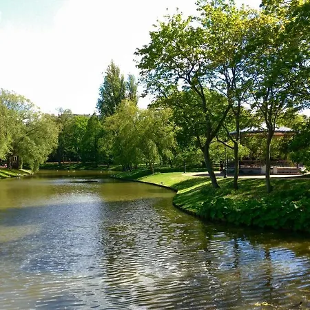 Belle De Nuit Privatunterkunft *