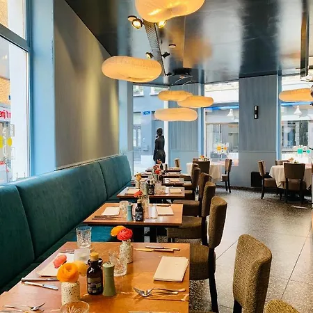 Belle De Nuit Homestay *